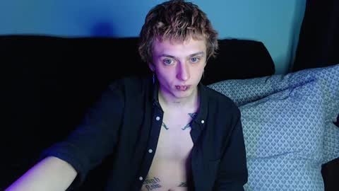 Ian skinny Slawa online show from December 27, 2024, 7:14 pm