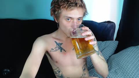 Ian skinny Slawa online show from January 3, 2025, 8:54 am
