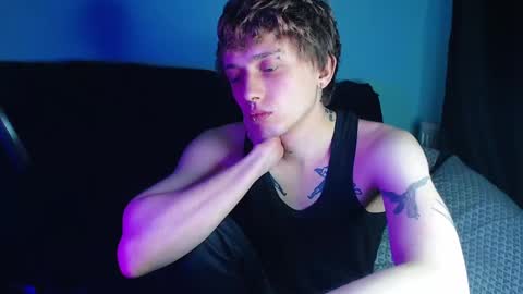 Ian skinny Slawa online show from February 19, 2025, 2:23 am