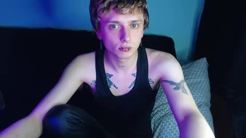 Ian skinny Slawa online show from February 19, 2025, 10:31 pm