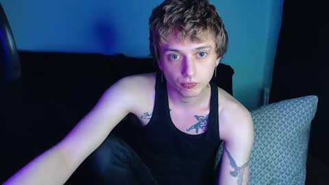 Ian skinny Slawa online show from February 22, 2025, 3:01 am