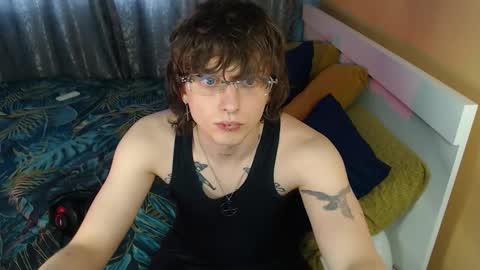 Ian skinny Slawa online show from September 19, 2025, 12:17 pm