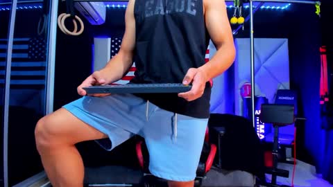 Ayden Miller online show from September 12, 2025, 2:44 am