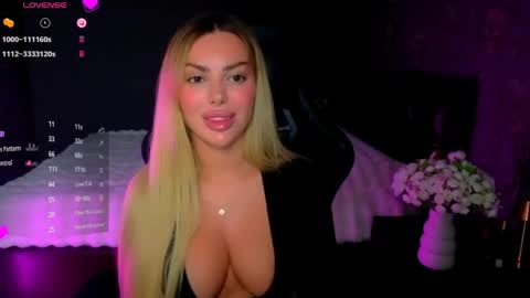  Ayla Demir  online show from May 16, 2026, 8:18 pm