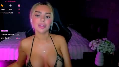  Ayla Demir  online show from July 3, 2026, 8:15 pm
