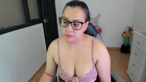 Snapshot of aylaislem chatting on November 5, 2025, 12:16 pm SandyMODELINDEPENDIENT online show from November 5, 2025, 12:16 pm