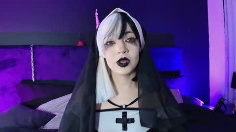 Aylen online show from November 15, 2025, 7:54 pm