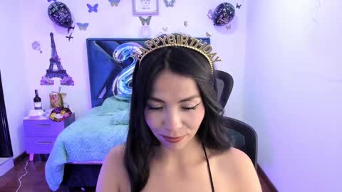 Snapshot of aylin_diazz chatting on January 21, 2025, 8:21 pm Aylin online show from January 21, 2025, 8:21 pm