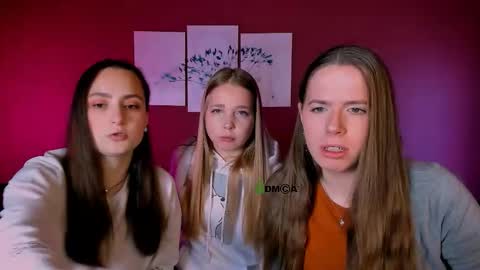 aylin_mirage online show from December 17, 2025, 9:37 am