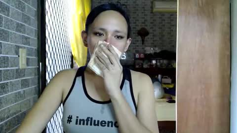 aymkyline online show from March 4, 2026, 1:33 am