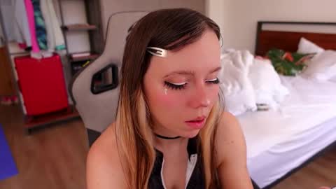 Snapshot of ayralust chatting on March 2, 2026, 1:40 pm Ayra Lust online show from March 2, 2026, 1:40 pm