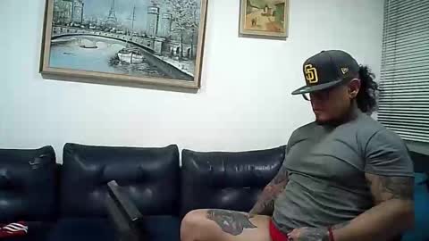 Ayrton naffah2 online show from October 1, 2025, 7:47 am