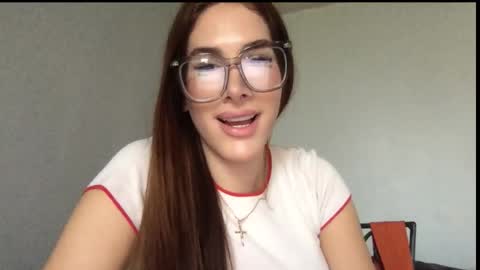 aysel_mv online show from September 22, 2025, 6:10 pm