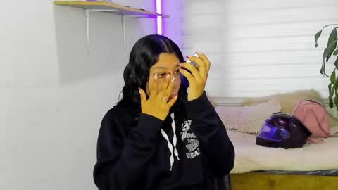 aysha_winxx online show from October 27, 2025, 11:25 am