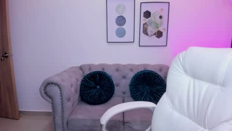 Snapshot of ayshel_cooperr chatting on October 24, 2025, 4:31 am ayshel_cooperr online show from October 24, 2025, 4:31 am