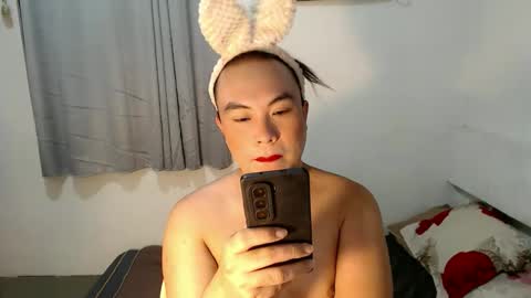 ayumi online show from March 10, 2026, 9:36 am