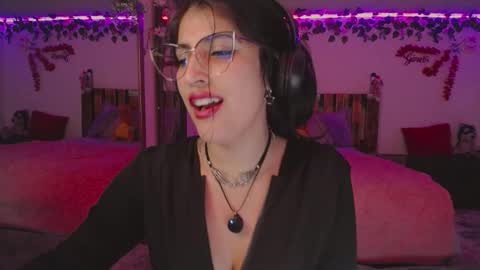 Azahar online show from November 10, 2025, 10:42 pm