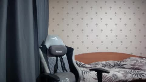 Snapshot of azazelmax chatting on October 3, 2025, 7:00 pm azazelmax online show from October 3, 2025, 7:00 pm