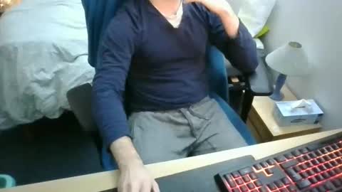 Snapshot of azdert210 chatting on February 10, 2025, 6:56 pm Azdert21 online show from February 10, 2025, 6:56 pm