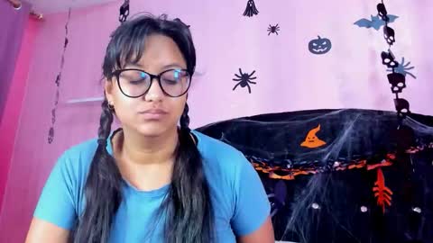 azul_moon online show from October 28, 2025, 3:54 am