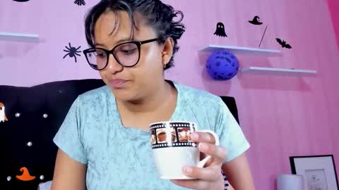 azul_moon online show from November 4, 2025, 3:27 am