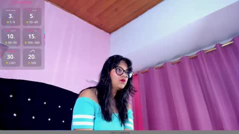 azul_moonn online show from November 18, 2025, 3:45 am