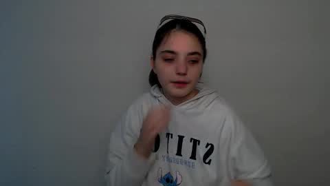 azumi_chan_ online show from November 1, 2025, 9:00 am