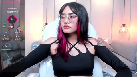 Snapshot of azurakindong chatting on December 31, 2024, 8:23 pm Azura online show from December 31, 2024, 8:23 pm