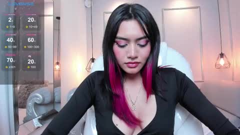 Snapshot of azurakindong chatting on February 24, 2025, 11:19 pm Azura online show from February 24, 2025, 11:19 pm