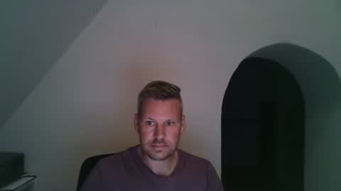 Snapshot of b125953 chatting on July 18, 2026, 9:18 pm b125953 online show from July 18, 2026, 9:18 pm