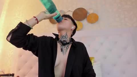 Anny online show from February 7, 2026, 3:43 am