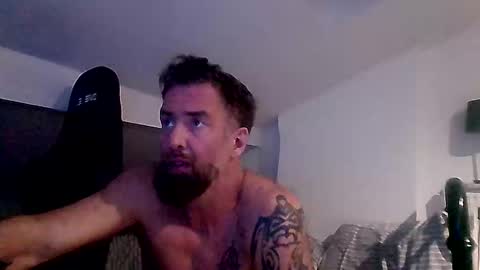 b4dafall44 online show from March 27, 2026, 12:38 am