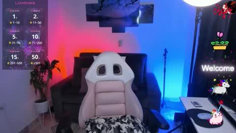 Snapshot of baaby_boyy chatting on October 28, 2025, 9:35 am odeley online show from October 28, 2025, 9:35 am