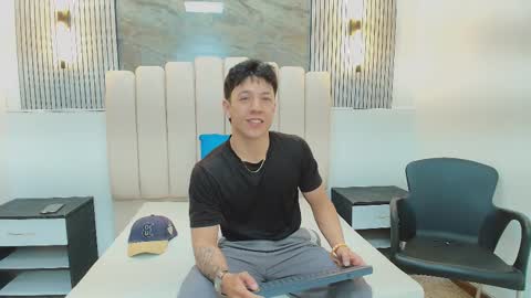 Snapshot of baan_420 chatting on October 6, 2025, 10:40 pm Baan online show from October 6, 2025, 10:40 pm