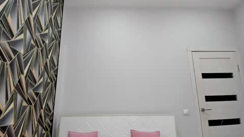 Monica online show from March 27, 2026, 2:28 am