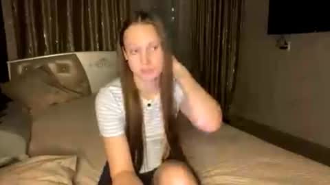 Snapshot of babararyals chatting on October 26, 2025, 12:11 pm Anny Simpson online show from October 26, 2025, 12:11 pm