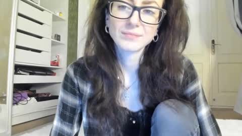 babby_jewel online show from December 6, 2024, 9:32 am