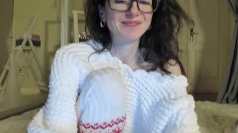 babby_jewel online show from December 22, 2024, 3:22 pm