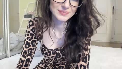 babby_jewel online show from February 26, 2025, 2:14 pm