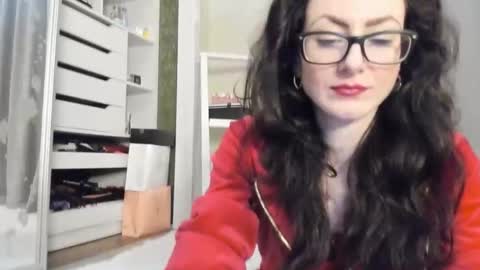 babby_jewel online show from October 7, 2025, 11:07 am