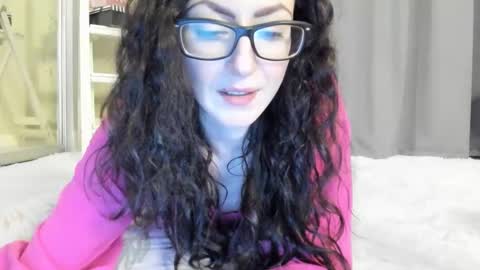 babby_jewel online show from October 14, 2025, 12:17 pm