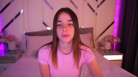 Snapshot of babe_dollie chatting on June 26, 2026, 6:51 am Babe online show from June 26, 2026, 6:51 am