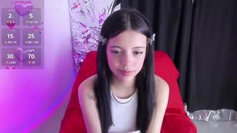 Queen B online show from March 3, 2026, 6:25 pm