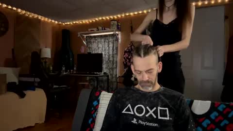 Fern Browning online show from December 11, 2024, 4:09 pm