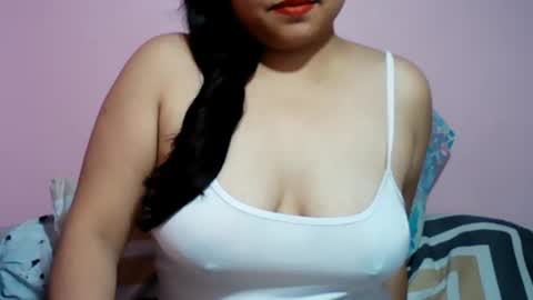 Snapshot of baby_brie chatting on November 27, 2025, 5:59 pm Welcome Guys Glad To See U here My Name is Brie Hope We have Good Time here online show from November 27, 2025, 5:59 pm