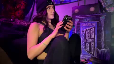 Snapshot of baby_buddha chatting on December 8, 2024, 9:46 am baby buddha online show from December 8, 2024, 9:46 am