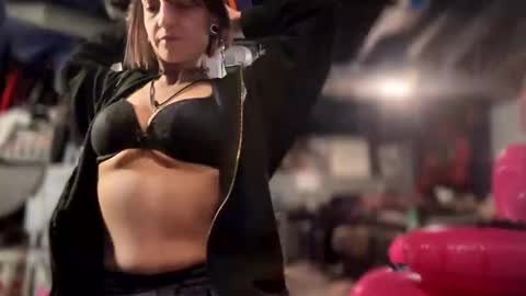 Snapshot of baby_buddha chatting on December 13, 2024, 5:32 pm baby buddha online show from December 13, 2024, 5:32 pm