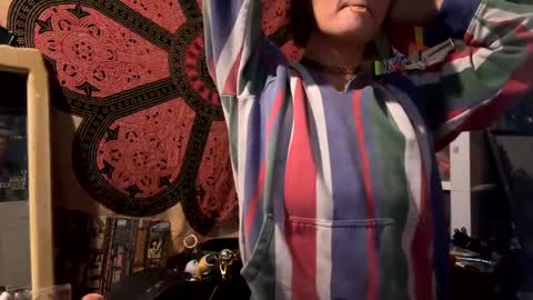 Snapshot of baby_buddha chatting on January 27, 2025, 1:48 am baby buddha online show from January 27, 2025, 1:48 am