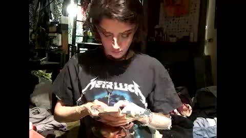 Snapshot of baby_buddha chatting on February 2, 2025, 3:43 am baby buddha online show from February 2, 2025, 3:43 am