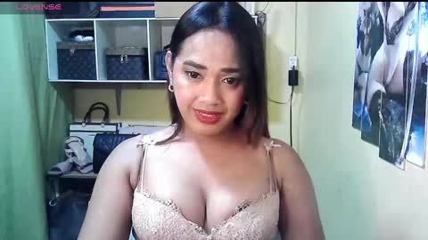 cassandra online show from December 3, 2024, 9:00 am